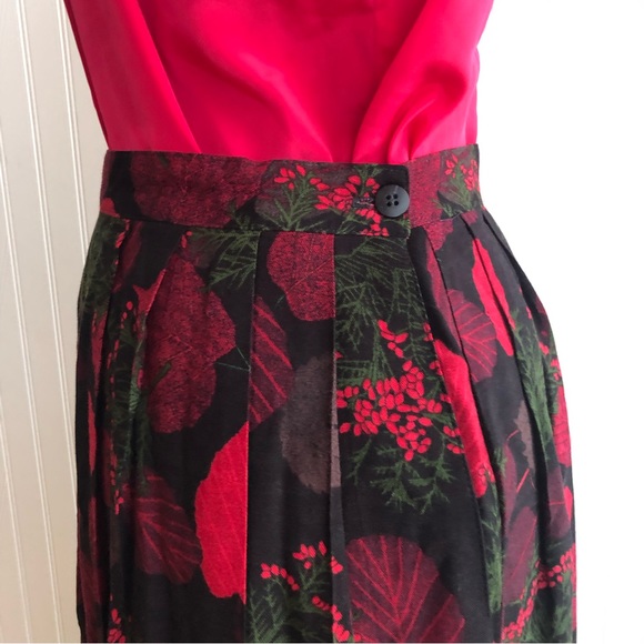 Vintage Orvis Pleated Skirt Colorful Botanical Winter Floral Midi Length Pockets - Picture 4 of 15